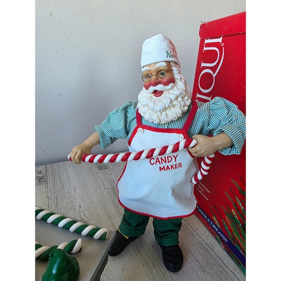 Clothtique peppermint twist candy maker Santa figurine statue vintage - Picture 3 of 11